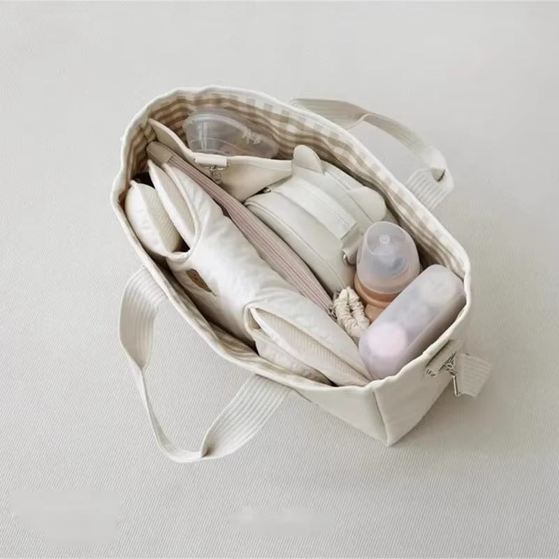 תיק חיתולים לתינוק אמא